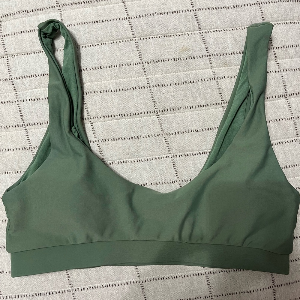 H2oh swim top SM